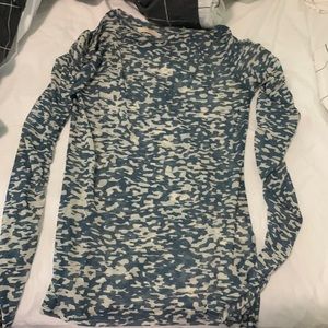 mesh longsleeve size small